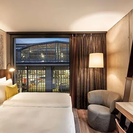 Hyperion Hotel